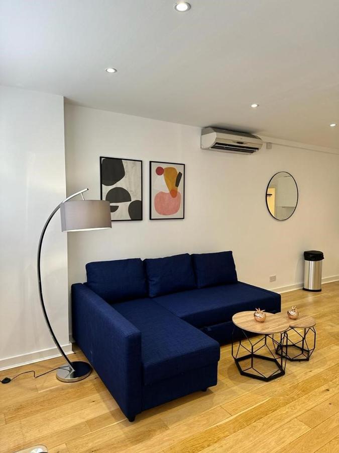 2A Soho Studios By Indigo Flats Sleeps 4 Лондон Экстерьер фото